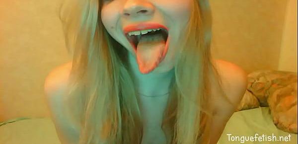  Vanessa has a big, sexy mouth and long tongue